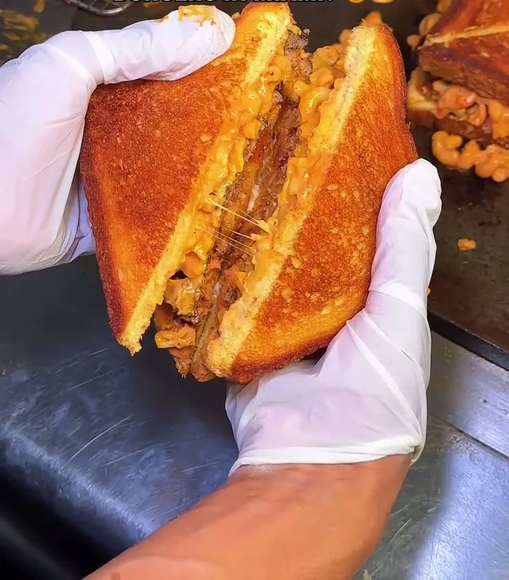 The MJ Special, a mac and cheese smash burger pressed on Texas toast